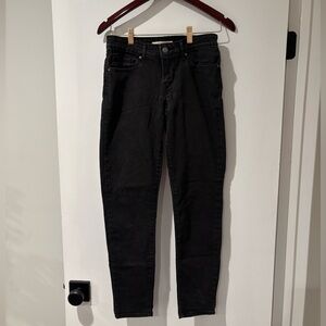 Levi's 711 Women's Black Skinny Jeans